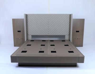 China Custommade Solid Oak Wood Hotel Furniture Bedroom Sets Luxury Design for sale