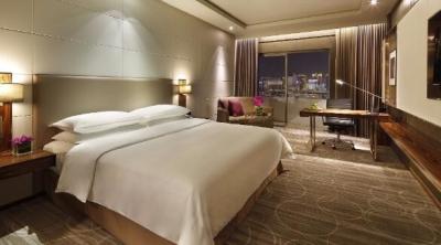 China rei de 5 estrelas Size Headboard/noz contínua da mobília do quarto do hotel de luxo à venda