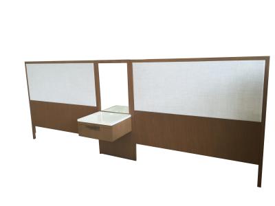 China Cabeceros del estilo del hotel del marco de madera de roble para las camas individuales con el soporte de la noche en venta