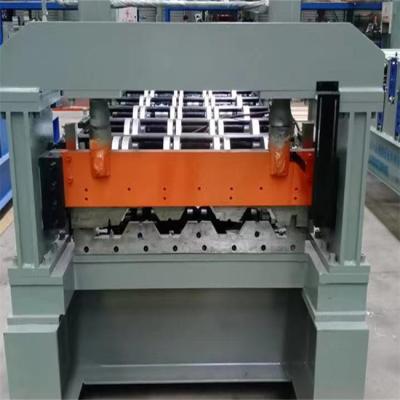 Chine Petit pain de Decking de plancher en acier formant la construction de coupure hydraulique de toiture de machine à vendre