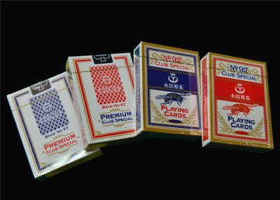 China Standardkasino-Spielkarte-schwarze Kern-Spielkasino-Verwendung der Schürhaken-Größen-63*88mm zu verkaufen