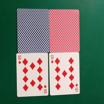 China Las tarjetas echadas a un lado dobles de la aduana 52 para los juegos, el póker impreso de papel cardan el color 4+4c en venta