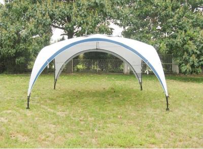 China Ultra - Luxury Outdoor Camping Tent / Family Camping Tents With Sandbag Anchors for sale