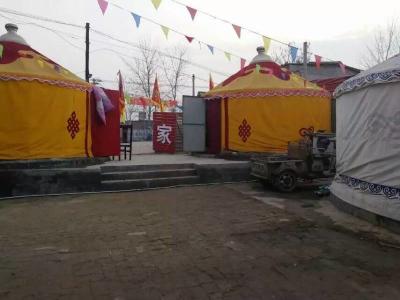 China Anti - riegue los hogares de lujo de Yurt del diámetro de los 8m con capacidad de cargamento del viento de los 80km/H en venta