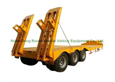 China 3 Axle 2 Axle Low Bed Trailer Truck 40 -60 Tons With Ladder for sale