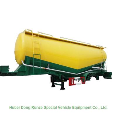 China 50-70cbm 2/3 Axle Cement Silo Trailer , Dry Bulk Cargo Trailer 40 - 100 Tons for sale