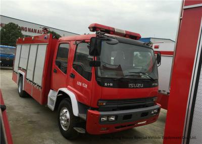 China Industrial 4x2 Fire Fighting Truck With Water / Foam Tank 6 - 8 Ton Capacity for sale