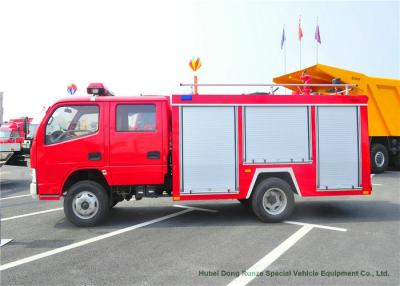 China Fast Rescue 4x2 95HP Water Tank Fire Fighting Truck , Light Duty Fire Tender Vehicle for sale
