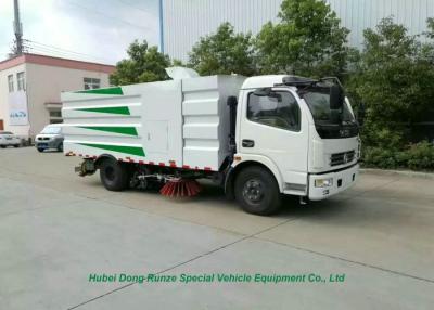 China Camión del barrendero de camino del cubo de basura de DFAC 5000L para la limpieza de la calle con agua de lavado 2cbm en venta
