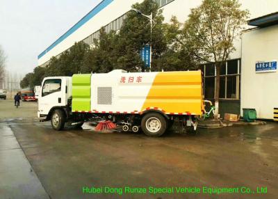 China Lavado de la calle de ISUZU EFL 700 y camión del barrendero con agua de la alta presión de los cepillos en venta