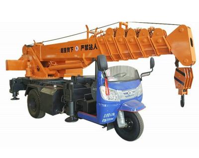 China Small Tricycle Mobile Truck Mounted Hydraulic Crane 3- 5 Ton For Construction for sale