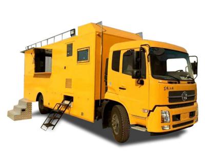China Camión de cocina de rey Run Mobile para la cena que acampa del proyecto al aire libre de la ingeniería en venta