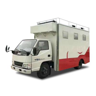 China Móvil modificado para requisitos particulares de JMC que cocina los camiones, camión de la comida de la calle para el postre/los cafés/Boissons en venta