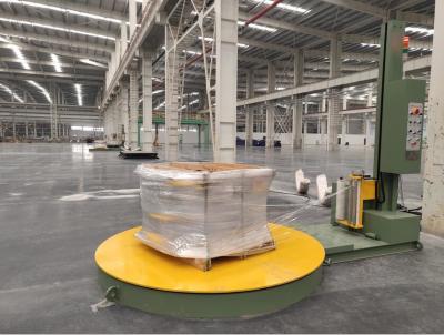 China Máquina de embalagem de controle remoto da pálete do envoltório totalmente automático da pálete com escala 2100mm à venda