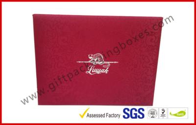 China Soft Luxury Gift Boxes For Cosmetic Packaging Gift Box with Foil and Silk for sale