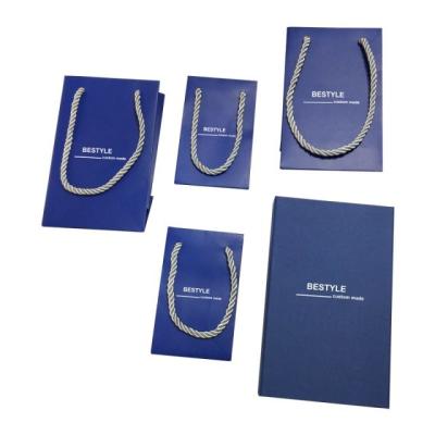 China Eco Paper Shopping Custom Paper Gift Bags Flat / Twisted Handlewith Printing Logo for sale