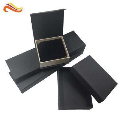China Caixa de empacotamento da joia da placa de papel 2mm do bracelete com inserção à venda