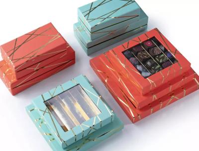 China Cliente por atacado Logo Cardboard Chocolate Packaging Boxes com a caixa clara do chocolate da janela à venda