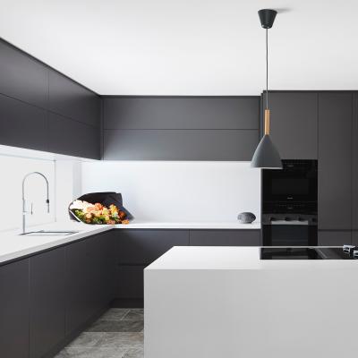 China Custom Luxury Melamine Kitchen Cabinet Set HMR Core Black Modern Kitchen Cabinet for sale