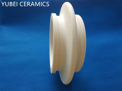 China Mangas de cerámica del aislador del 99% Al2O3, aislador de cerámica del alúmina en venta