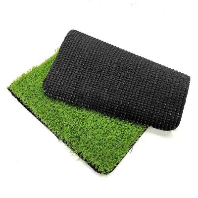 中国 合成緑の人工芝草 30mm 庭園地毯のために 販売のため