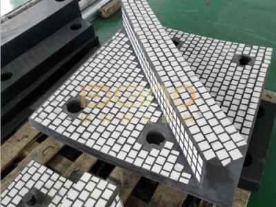 China Niet-absorberende rubber keramische slijtagevoering ODM keramische rubber slijtageplaat Te koop