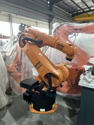 China 60 kg de carga útil robô KUKA usado, KR60-3 Kuka braço robô pequeno com controlador KRC4 à venda