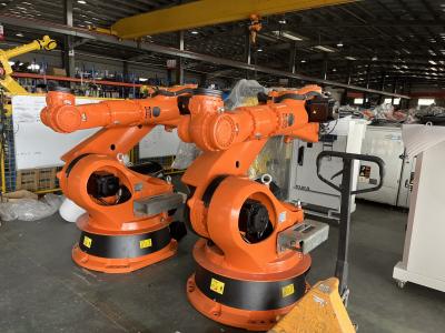 China KR180 R2900 Used KUKA Robotic Arm Compact Lightweight 2900mm Reach for sale