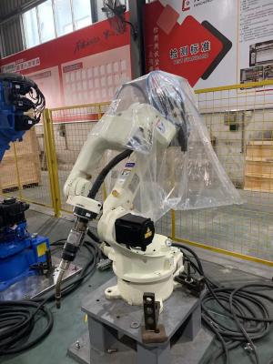 China OTC FD-B6 Robot de soldadura usado 6 Ejes 4 kg Carga útil 1200 mm alcance en venta