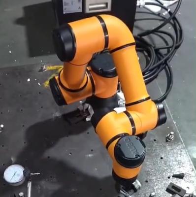 중국 산업용 안전용 코봇 AUBO I3 프로그래밍 가능한 다기능 판매용