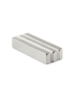 China Industrial Neodymium Bar Magnets Ni-Cu-Ni Coating NdFeB Rod Magnet for sale