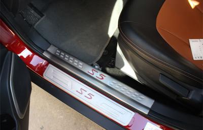 中国 JAC S5 2013 の照らされたドアのペダルの、内部および外の通用口の土台 販売のため
