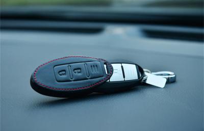 China Nissan New Qashqai 2015 Auto Interior Accessories Cow Leather Key Bag for sale