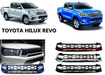 Chine Gril avant de hausse avec la lumière courante de jour pour Toyota Hilux Revo 2015 2016 à vendre