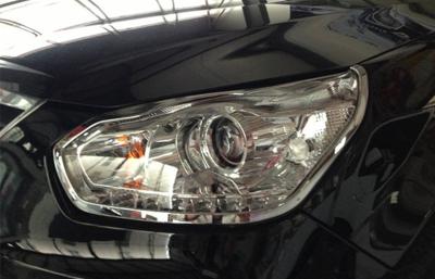 중국 높은 정밀도 Chery Tiggo 2012년을 위한 자동차에 의하여 크롬 도금을 하는 헤드라이트 날의 사면 판매용