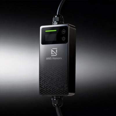 China Adjustable Current Portable EV Charger with Touch Control and IP67 Rated Enclosure for sale