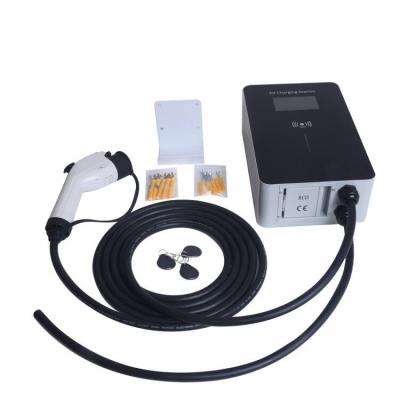 China Single Phase UL94 V-0 Electric Vehicle Charging Station 32A IP67 With 5m Cable for sale
