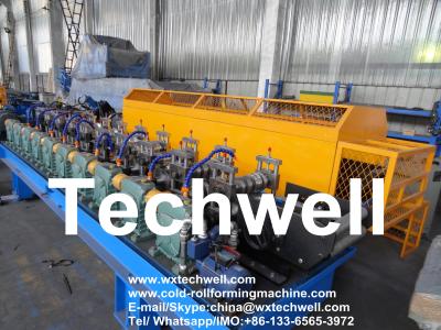 China rolo de aço automático do parafuso prisioneiro da bobina 1.0mm do SOLDADO 4KW que forma a máquina à venda
