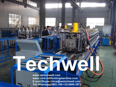 中国 油圧Decoilerの機械15m/Minを形作るチェーン伝達パレット棚ロール 販売のため