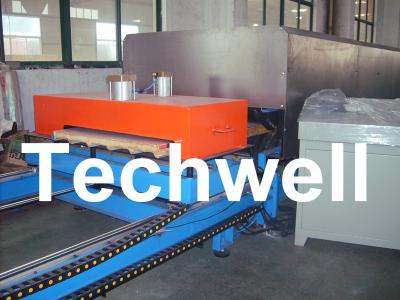 China Caterpillar Type PU Sandwich Panel Making Machine For Sandwich Panels With Various Thickness for sale