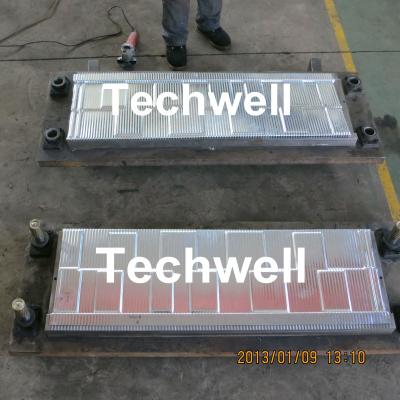 中国 機械を形作る自動鉄の石の上塗を施してある屋根瓦機械波形のタイル 販売のため