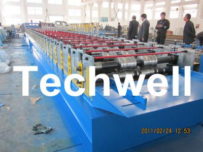 China Rolo do painel do Decking do assoalho da construção de aço que forma a máquina com sistema de controlo do PLC à venda