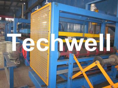 China Rock Wool Sandwich Panel Machine / Insulated Roof Wall Sandwich Panels For Cool Room for sale