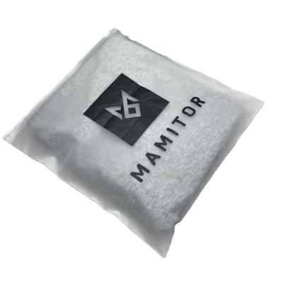 Quality Recycled Plastic Clothes Packaging Bags 0.05 0.06 0.07mm With Zip Closure Zipper for sale