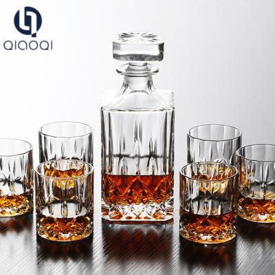 China Professional manufacturer Whiskey decanter set  crystal whiskey decanter for sale
