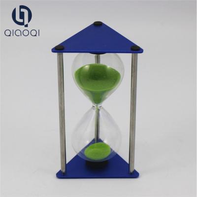 China factory price novelty triangle stainless steel frame hour glass for home for sale
