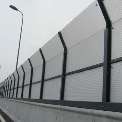 中国 Highways Perforated Metal Acoustic Panels Sound Barrier Fence Sheets 販売のため