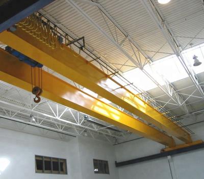 China Span 31.5m 10T Workshop Overhead Crane Double Beam Cabin Control for sale