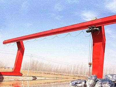 中国 MH 5トンの電気ワイヤー ロープ起重機が付いている単一のビーム ガントリー クレーン 販売のため