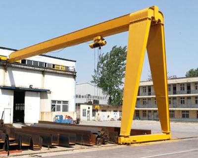Chine Grue de portique d'usine de l'envergure 18m-35m de contrôle de cabine 20 tonnes à vendre